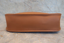 画像をギャラリービューアに読み込む, HERMES/エルメス ヴェスパPM クシュベル ゴールド □A刻印 ショルダーバッグ 800010094