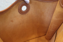 画像をギャラリービューアに読み込む, HERMES/エルメス ヴェスパPM クシュベル ゴールド □A刻印 ショルダーバッグ 800010094