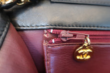 将图片加载到图库查看器,CHANEL/香奈儿 CF 按压锁 链条包 羊皮 Black/Gold hardware(黑色/金色金属) 肩背包 800090169