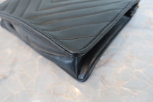 画像をギャラリービューアに読み込む, CHANEL/シャネル Vステッチチェーンショルダーバッグ ラムスキン ブラック/ゴールド金具 ショルダーバッグ 800030145