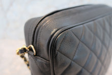 Load image into Gallery viewer, CHANEL Matelasse fringe chain shoulder bag Caviar skin Black/Gold hadware Shoulder bag 700040061