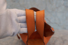 画像をギャラリービューアに読み込む, HERMES/エルメス ピコタンロックPM トリヨンクレマンス オレンジ □O刻印 ハンドバッグ 800050105