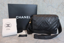 将图片加载到图库查看器,CHANEL/香奈儿 经典双C 流苏 链条包 羊皮 Black/Gold hadware(黑色/金色金属) 肩背包 800030201