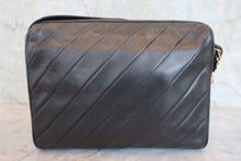 将图片加载到图库查看器,CHANEL/香奈儿 经典双C 流苏 链条包 羊皮 Black/Gold hadware(黑色/金色金属) 肩背包 800030201