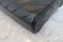 将图片加载到图库查看器,CHANEL/香奈儿 经典双C 流苏 链条包 羊皮 Black/Gold hadware(黑色/金色金属) 肩背包 800030201