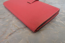 Load image into Gallery viewer, HERMES  Bearn Soufflet Chevre myzore goatskim Rose azalee A Engraving Wallet 700020122