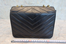 将图片加载到图库查看器,CHANEL/香奈儿 coco小姐 链条包 羊皮 Black/Gold hadware(黑色/金色金属) 肩背包 800050066