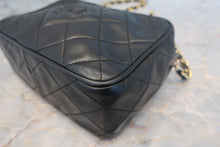 将图片加载到图库查看器,CHANEL/香奈儿 CF 流苏 链条 肩背包 羊皮 Black/Gold hadware(黑色/金色金属) 肩背包 700100184