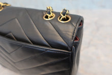 将图片加载到图库查看器,CHANEL/香奈儿 coco小姐 链条包 羊皮 Black/Gold hadware(黑色/金色金属) 肩背包 800050066