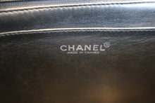 Load image into Gallery viewer, CHANEL Medium Matelasse single flap double chain shoulder bag Caviar skin Black/Silver hadware Shoulder bag 800020197