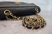 将图片加载到图库查看器,CHANEL/香奈儿 CF 链条包 羊皮 Black/Gold hardware(黑色/金色金属) 肩背包 800090198