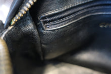 将图片加载到图库查看器,CHANEL/香奈儿 CF 流苏 链条 肩背包 羊皮 Black/Gold hadware(黑色/金色金属) 肩背包 700100184