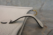 Load image into Gallery viewer, HERMES  EVELYNE TPM Clemence leather New white W Engraving Shoulder bag 700030183