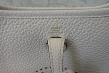 Load image into Gallery viewer, HERMES  EVELYNE TPM Clemence leather New white W Engraving Shoulder bag 700030183