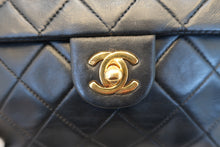 将图片加载到图库查看器,CHANEL/香奈儿 迷你CF 单盖 链条包 羊皮 Black/Gold hadware(黑色/金色金属) 肩背包 700100176