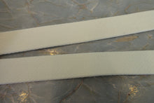 Load image into Gallery viewer, HERMES  EVELYNE TPM Clemence leather New white W Engraving Shoulder bag 700030183