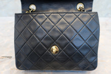 将图片加载到图库查看器,CHANEL/香奈儿 迷你CF 单盖 链条包 羊皮 Black/Gold hadware(黑色/金色金属) 肩背包 700100176