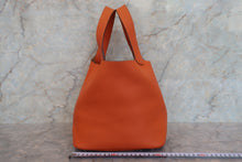 画像をギャラリービューアに読み込む, HERMES/エルメス ピコタンロックMM トリヨンクレマンス オレンジ ハンドバッグ 700080065