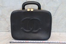 Load image into Gallery viewer, CHANEL CC mark 2WAY vanity Caviar skin Black/Gold hadware Vanity 700100187