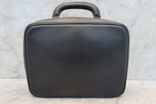 Load image into Gallery viewer, CHANEL CC mark 2WAY vanity Caviar skin Black/Gold hadware Vanity 700100187