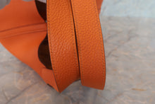 画像をギャラリービューアに読み込む, HERMES/エルメス ピコタンロックMM トリヨンクレマンス オレンジ ハンドバッグ 700080065