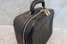 Load image into Gallery viewer, CHANEL CC mark 2WAY vanity Caviar skin Black/Gold hadware Vanity 700100187