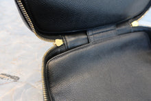 Load image into Gallery viewer, CHANEL CC mark 2WAY vanity Caviar skin Black/Gold hadware Vanity 700100187