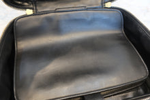 Load image into Gallery viewer, CHANEL CC mark 2WAY vanity Caviar skin Black/Gold hadware Vanity 700100187