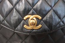 Load image into Gallery viewer, CHANEL Matelasse Chain shoulder bag Lambskin Black/Gold hardware Shoulder bag 800090166