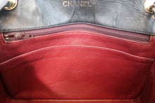 Load image into Gallery viewer, CHANEL Matelasse Chain shoulder bag Lambskin Black/Gold hardware Shoulder bag 800090166
