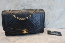 将图片加载到图库查看器,CHANEL/香奈儿 戴妃 CF 链条包 羊皮 Black/Gold hadware(黑色/金色金属) 肩背包 700100154