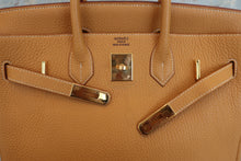 Load image into Gallery viewer, HERMES HAUT A COURROIRE 32 Fjord leather Natural sable □A Engraving Hand bag 700090116