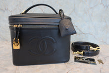 画像をギャラリービューアに読み込む, CHANEL/シャネル ココマークバニティ キャビアスキン ブラック/ゴールド金具 バニティ 800050100