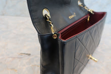 将图片加载到图库查看器,CHANEL/香奈儿 戴妃 CF 链条包 羊皮 Black/Gold hadware(黑色/金色金属) 肩背包 700100154