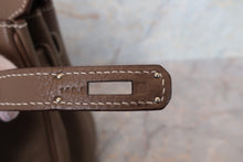 Load image into Gallery viewer, HERMES BIRKIN 30 Clemence leather Etoupe gray □M Engraving Hand bag 700120066