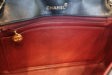 将图片加载到图库查看器,CHANEL/香奈儿 戴妃 CF 链条包 羊皮 Black/Gold hadware(黑色/金色金属) 肩背包 700100154
