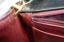 将图片加载到图库查看器,CHANEL/香奈儿 戴妃 CF 链条包 羊皮 Black/Gold hadware(黑色/金色金属) 肩背包 700100154