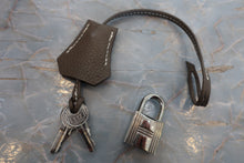 Load image into Gallery viewer, HERMES BIRKIN 30 Clemence leather Etoupe gray □M Engraving Hand bag 700120066