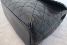 画像をギャラリービューアに読み込む, CHANEL/シャネル マトラッセ台形ハンドバッグ キャビアスキン ブラック/ゴールド金具 ハンドバッグ 800010063