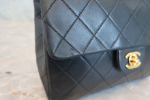 将图片加载到图库查看器,CHANEL/香奈儿 迷你CF 单盖 链条包 羊皮 Black/Gold hadware(黑色/金色金属) 肩背包 800020181