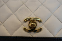 画像をギャラリービューアに読み込む, CHANEL/シャネル マトラッセチェーンショルダーバッグ ラムスキン ホワイト/ネイビー/ゴールド金具 ショルダーバッグ 800050085