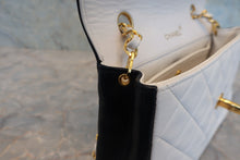 画像をギャラリービューアに読み込む, CHANEL/シャネル マトラッセチェーンショルダーバッグ ラムスキン ホワイト/ネイビー/ゴールド金具 ショルダーバッグ 800050085