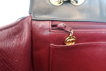 Load image into Gallery viewer, CHANEL Matelasse chain shoulder bag Lambskin Black/Gold hadware Shoulder bag 800070037