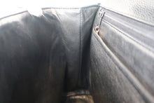 画像をギャラリービューアに読み込む, CHANEL/シャネル マトラッセ台形ハンドバッグ キャビアスキン ブラック/ゴールド金具 ハンドバッグ 800010063