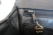 画像をギャラリービューアに読み込む, CHANEL/シャネル マトラッセ台形ハンドバッグ キャビアスキン ブラック/ゴールド金具 ハンドバッグ 800010063