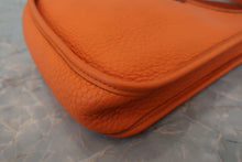 画像をギャラリービューアに読み込む, HERMES/エルメス ヴェスパTPM トリヨンクレマンス オレンジ □H刻印 ショルダーバッグ 800010036