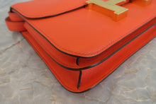 Load image into Gallery viewer, HERMES CONSTANCE3 24 Evercolor leather Orange poppy A Engraving Shoulder bag 700060084