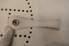 将图片加载到图库查看器,HERMES EVELYNE1 PM Clemence leather White □I刻印 Shoulder bag 800050057