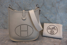 將圖片載入圖庫檢視器 HERMES/エルメス エブリンTPM トリヨンクレマンス べトン A刻印 ショルダーバッグ 800050103