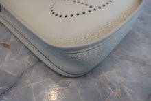 將圖片載入圖庫檢視器 HERMES/エルメス エブリンTPM トリヨンクレマンス べトン A刻印 ショルダーバッグ 800050103